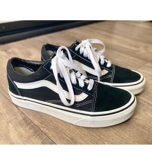 VANS classic skate shoes black size women's size 5.5 mens size 4